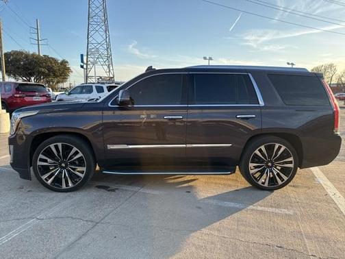 2016 Cadillac Escalade Luxury