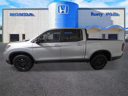 2025 Honda Ridgeline TrailSport+