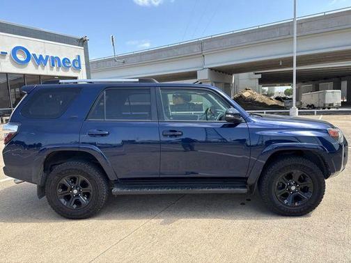 Nautical Blue Metallic 2019 Toyota 4Runner SR5 Premium