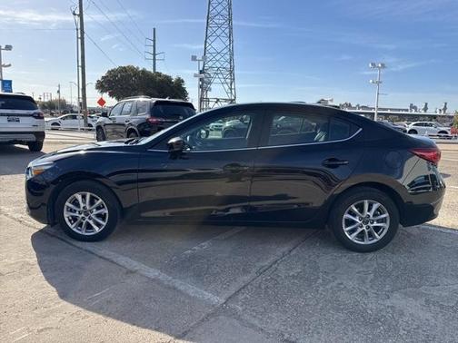2017 Mazda Mazda3 Sport