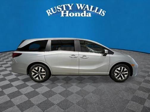 Solar Silver Metallic 2026 Honda Odyssey EX-L