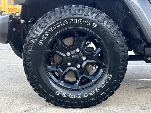 Granite Crystal Clearcoat Metallic 2023 Jeep Gladiator Sport