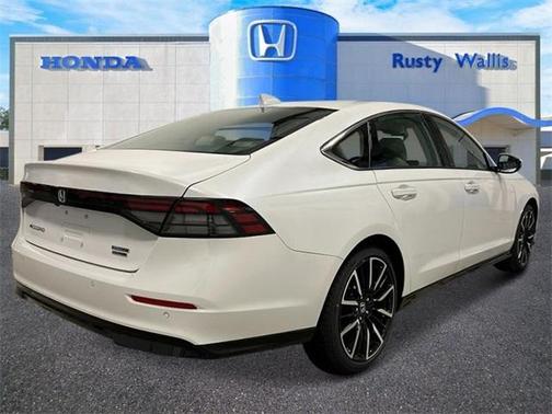 2025 Honda Accord Hybrid Touring