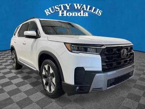 Platinum White Pearl 2026 Honda Pilot Touring