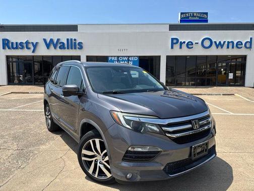 Modern Steel Metallic 2017 Honda Pilot Touring