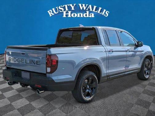 Sonic Gray Pearl 2026 Honda Ridgeline Black Edition