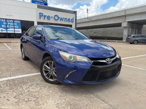 Blue 2015 Toyota Camry SE
