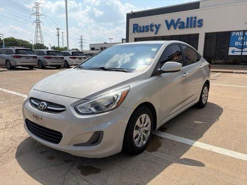Misty Beige 2016 Hyundai Accent SE
