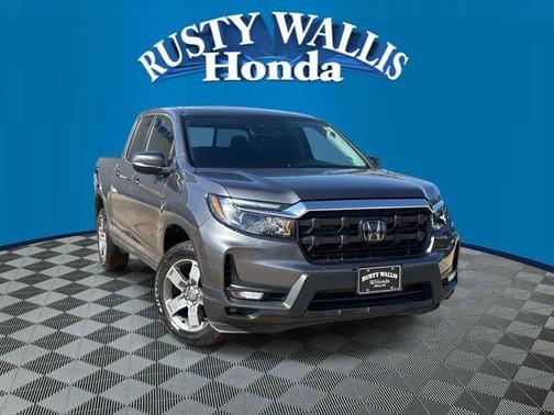 Modern Steel Metallic 2024 Honda Ridgeline RTL