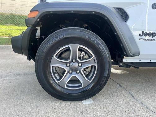 Bright White Clearcoat 2022 Jeep Wrangler Unlimited Sport