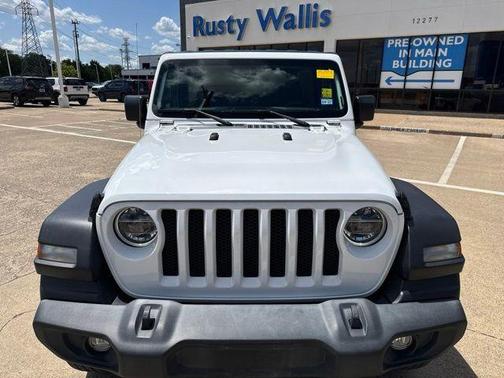 Bright White Clearcoat 2022 Jeep Wrangler Unlimited Sport