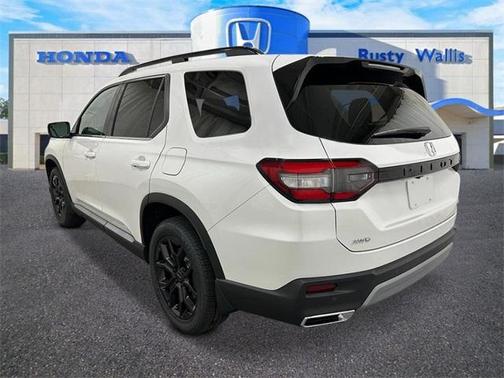 2025 Honda Pilot Touring+