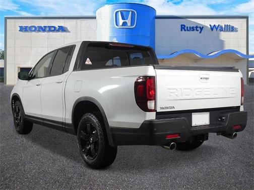2025 Honda Ridgeline Black Edition