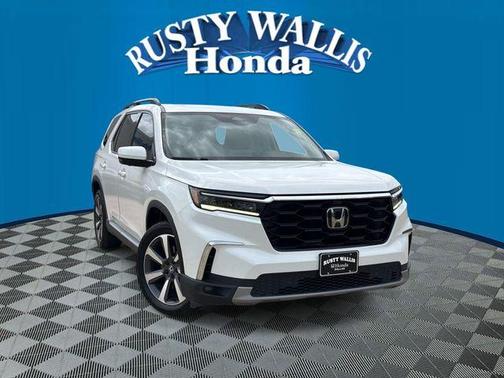 Platinum 2024 Honda Pilot Elite
