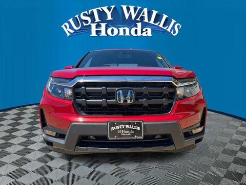 Radiant Red Metallic II 2024 Honda Ridgeline RTL
