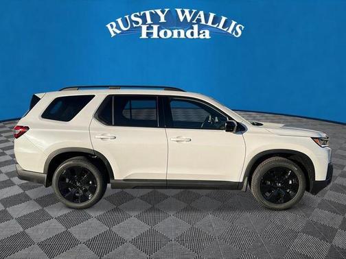 Platinum White Pearl 2026 Honda Pilot Black Edition