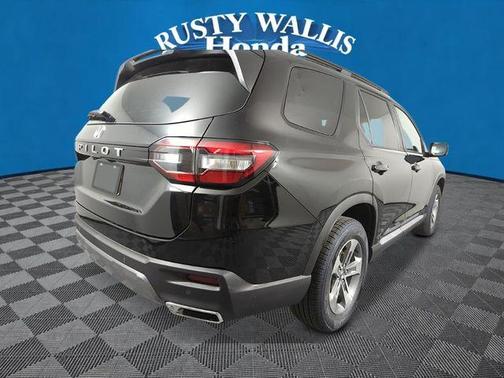 Crystal Black Pearl 2026 Honda Pilot EX-L