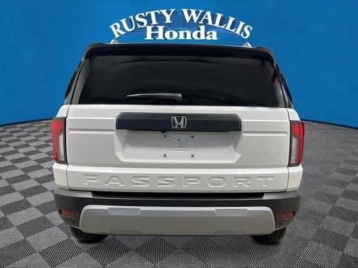 Platinum White Pearl 2026 Honda Passport RTL