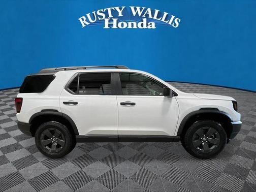 Platinum White Pearl 2026 Honda Passport RTL