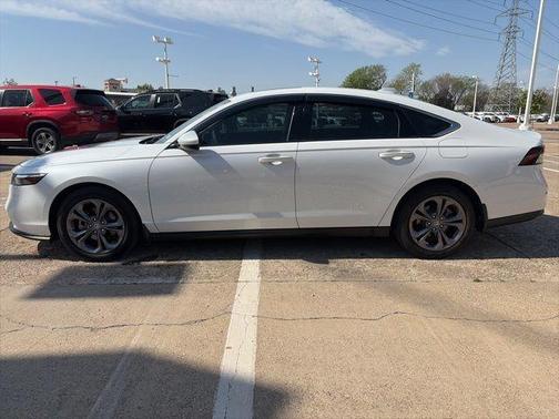 Platinum White Pearl 2024 Honda Accord EX