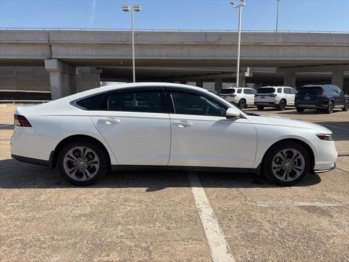 Platinum White Pearl 2024 Honda Accord EX