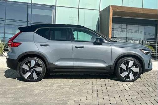 2023 Volvo XC40 Ultimate