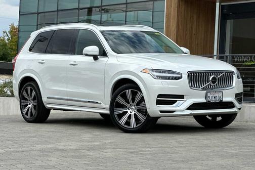 2024 Volvo XC90 Recharge Plug-In Hybrid T8 Core Bright