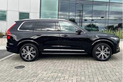 Onyx Black 2024 Volvo XC90 T8 Ultimate Bright 7-Seater