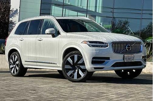 2023 Volvo XC90 Ultimate Bright 7-Seater