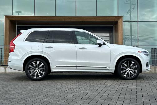 2022 Volvo XC90 T6 AWD Inscription 6 Seater