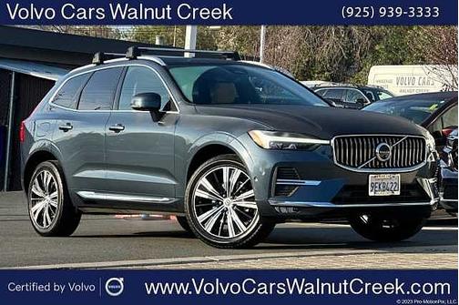 2023 Volvo XC60 B5 FWD Ultimate Bright
