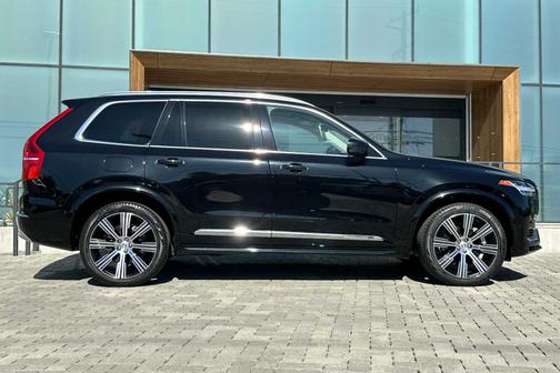 2022 Volvo XC90 Recharge Plug-In Hybrid T8 Inscription Extended Range 6P