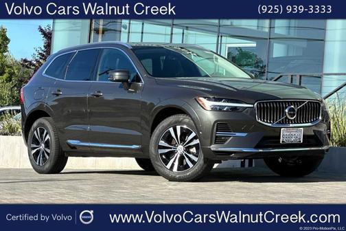 2022 Volvo XC60 Recharge Plug-In Hybrid T8 Inscription Expression Extended Range