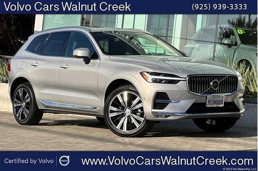 2023 Volvo XC60 B5 FWD Ultimate Bright