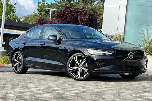 Black Stone 2023 Volvo S60 Core