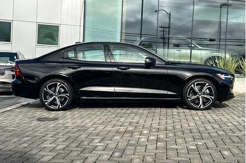 Black Stone 2023 Volvo S60 Core