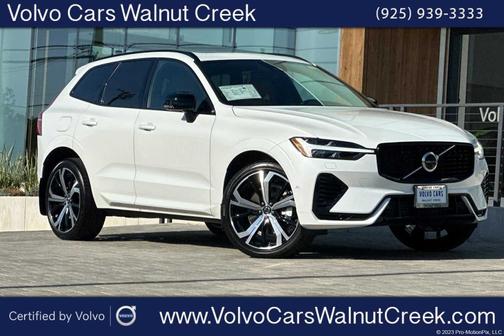 2024 Volvo XC60 Recharge Plug-In Hybrid T8 Ultimate Dark