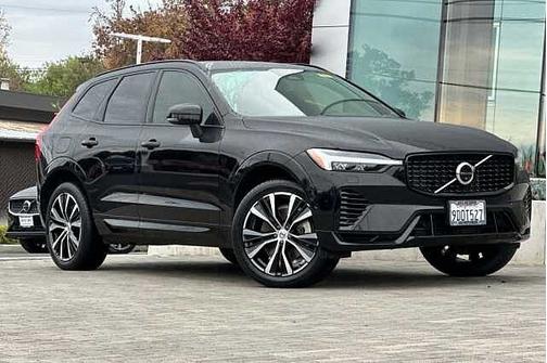 2023 Volvo XC60 Plus