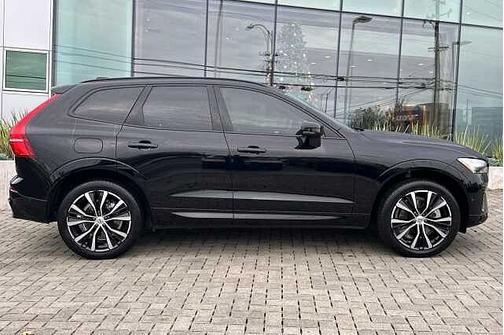2023 Volvo XC60 Plus