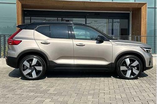 2023 Volvo XC40 Ultimate