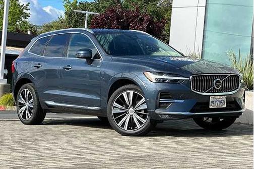 Denim Blue 2023 Volvo XC60 B5 AWD Ultimate Bright