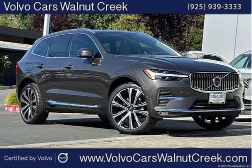 Platinum Grey 2023 Volvo XC60 B5 FWD Ultimate Bright