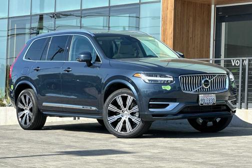 2023 Volvo XC90 Recharge Plug-In Hybrid Plus Bright 7-Seater