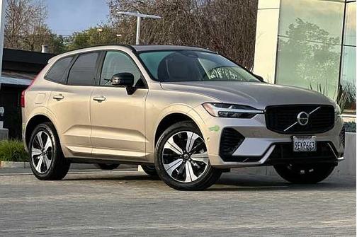 2023 Volvo XC60 Plus