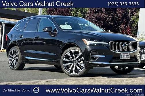 Onyx Black 2023 Volvo XC60 Ultimate Bright