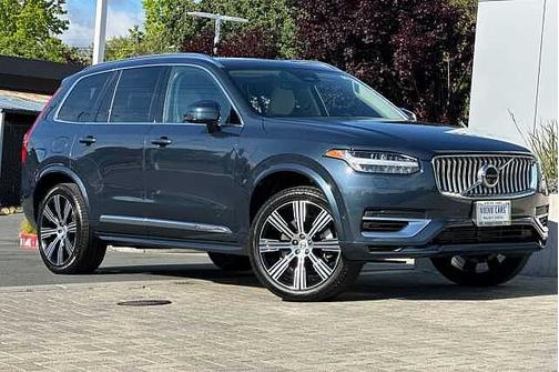 Denim Blue 2023 Volvo XC90 Plus