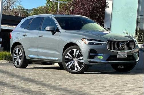 2023 Volvo XC60 Plus