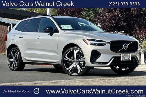 Silver Dawn 2023 Volvo XC60 B6 AWD Ultimate Dark