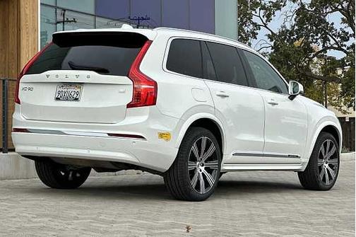 2023 Volvo XC90 Core