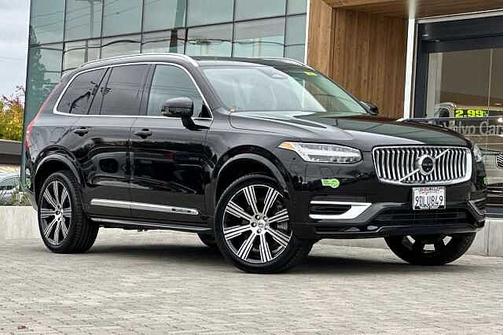 2023 Volvo XC90 Plus